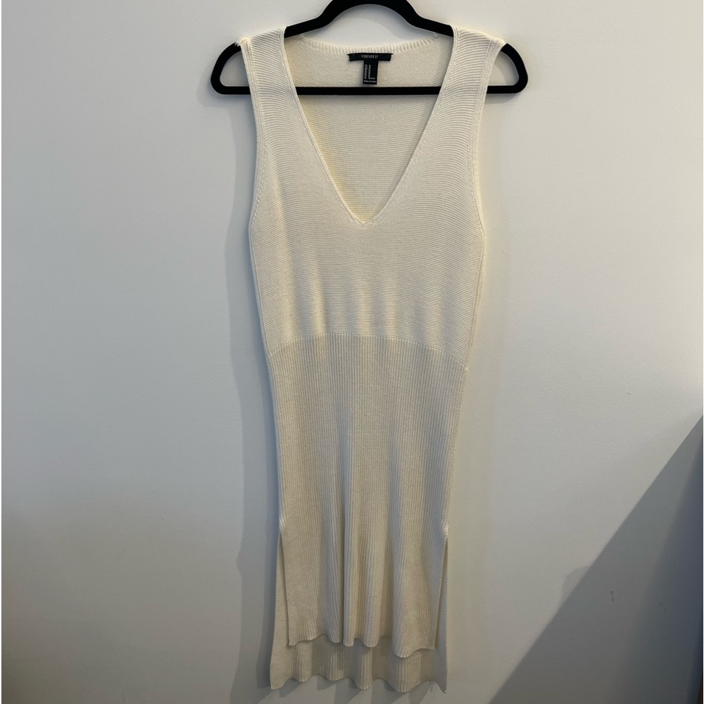 White knit dress